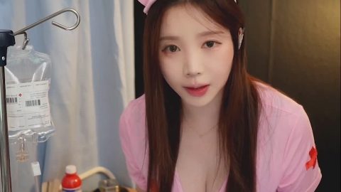 Y医院VIP护士的治疗与护理