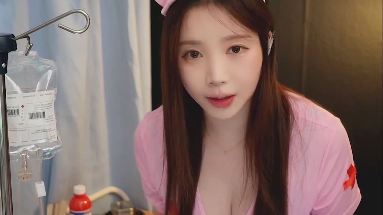 Y医院VIP护士的治疗与护理