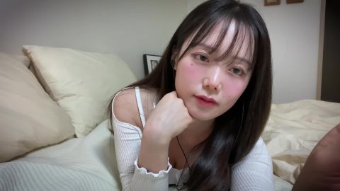 躺在床上给你采耳