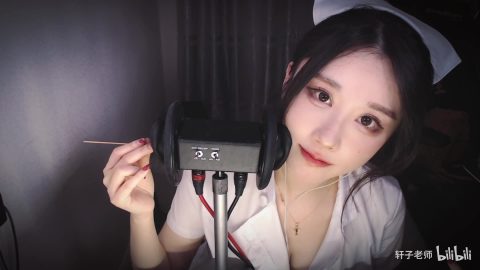 护士装舔耳